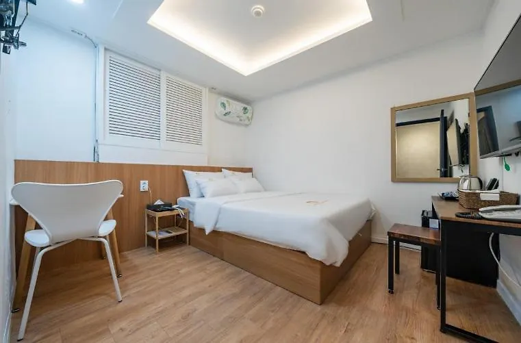 Must Stay Mokdong Seoul 0*,  South Korea